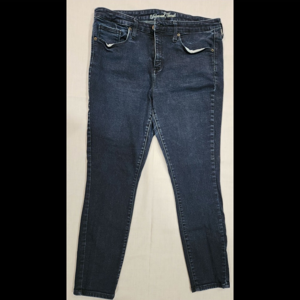 Universal Thread Dark Wash Skinny Jeans